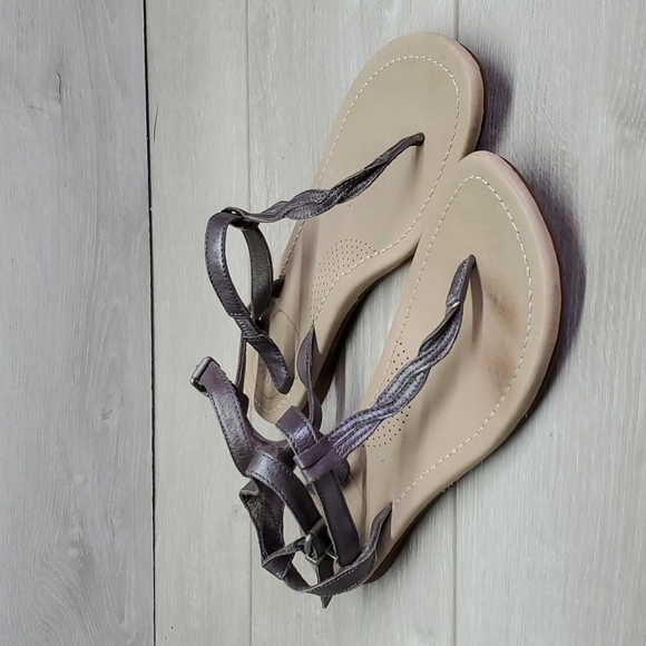 Ugg Women Ankle Leather T Strap Comfort Sandals shoes sz 6 - Picture 1 of 11